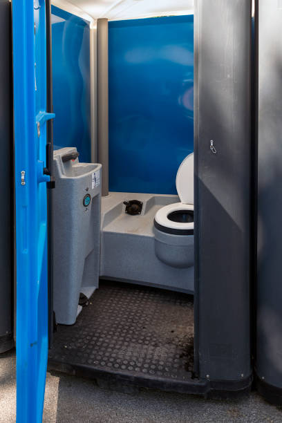 Portable Toilet Options We Offer in Columbiana, AL